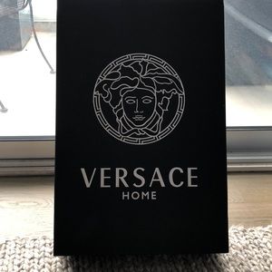 Versace robe